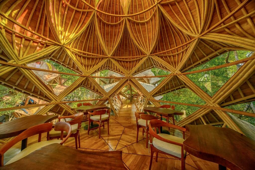 The construction of the Lotus Restaurant was the second and final stage of the project. The 1521sqm restaurent features bamboo, reclaimed timbers and rammed earth extensively throughout. (Photo credit:
