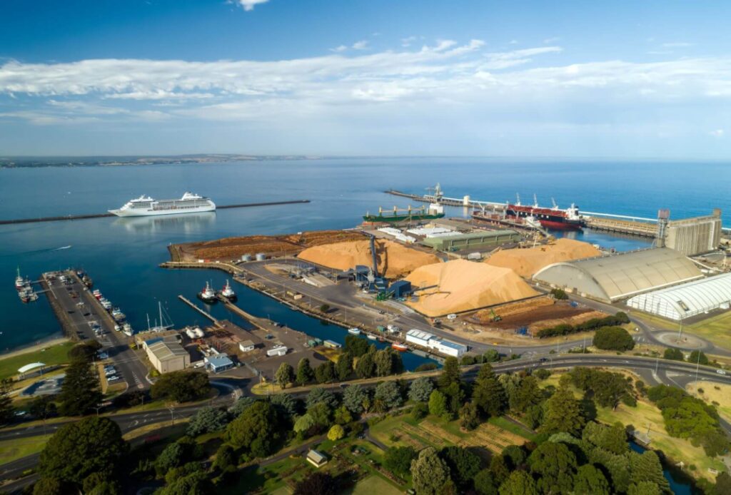 The latest IndustryEdge report has reported that Australia achieved a 23-month high with export data in April 2023. (Photo Credit: Port of Portland)