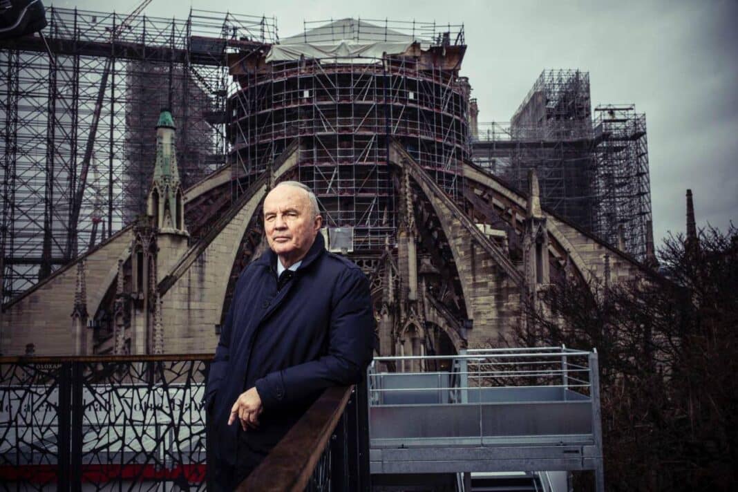 The late general with the Cathederal in the background Photo Credit Twitter