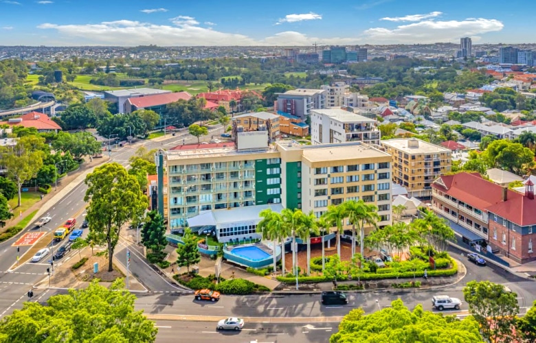 The Park Hotel in Spring Hill is the latest asset to be acquired by the Queensland State Government, with QBuild to manage the retrofit of the 84-room hotel as part of an extensive brownfield conversion project. (Photo Credit: The Park Hotel)