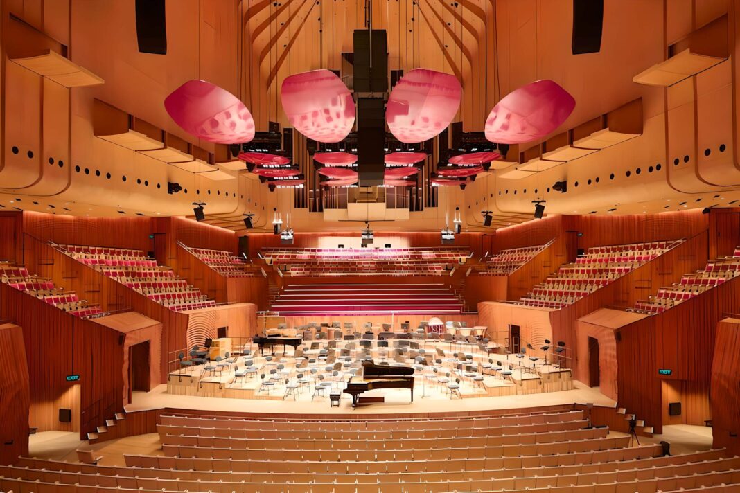 The Sydney Opera House Concert Hall Renewal secured the ultimate prize in the 2023 Australian Timber Design Awards. (Photo Credit: Daniel Boud)