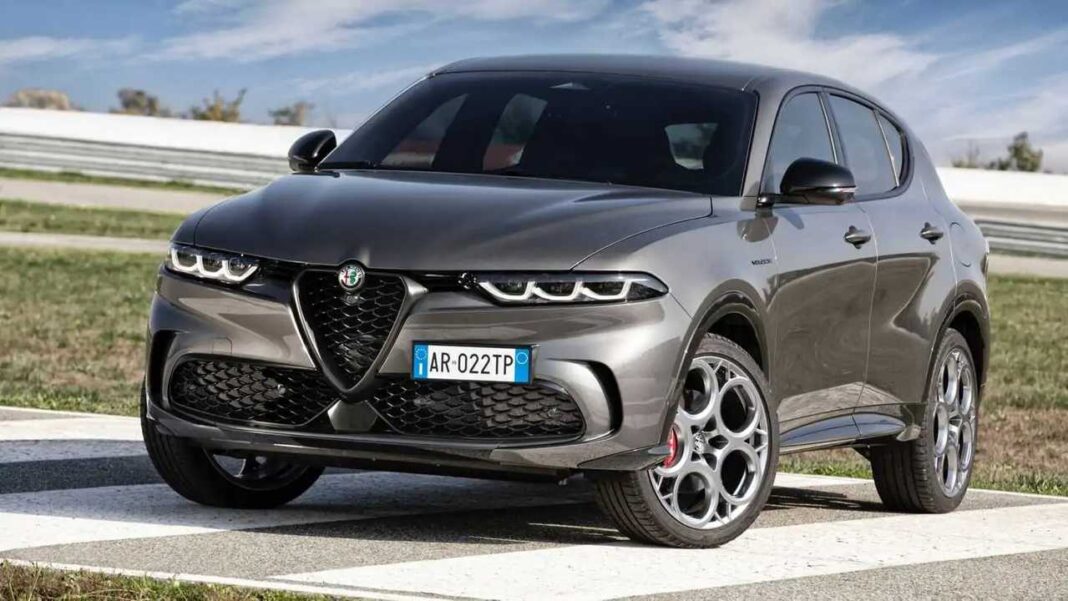 Alfa Romeo’s Tonale now gives a choice of plug-in hybrid power, adding a much-needed small SUV to the range.