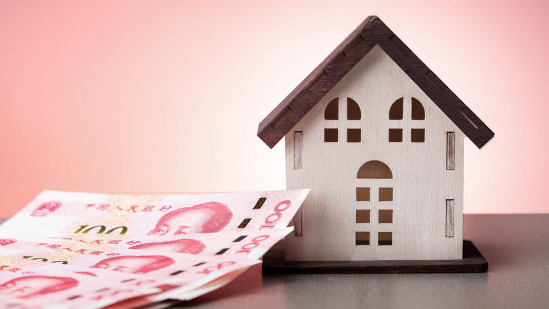 The People’s Bank of China has announced a cut in existing mortgage rates by an average of 50 basis points to boost the real estate sector.