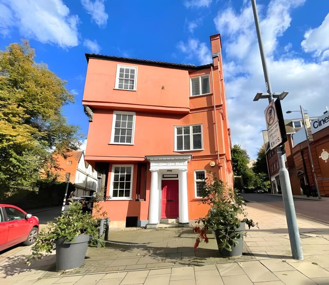 Garsett House sits on the corner of Princes Street (Image: Auction House East Anglia)